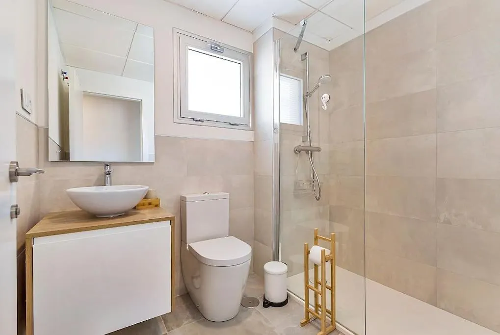 Fantastic Two Bedroom Apartment. Fuengirola Spanyolország